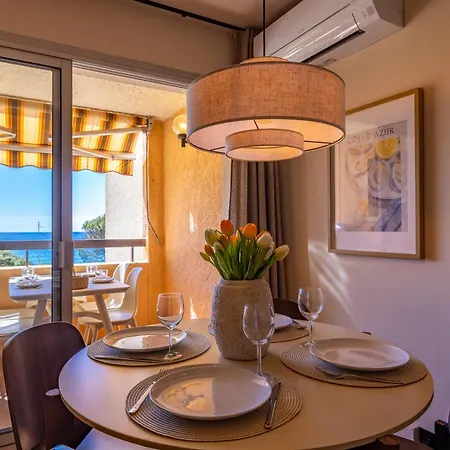 Azurea - Sea View Near And Pools Daire *