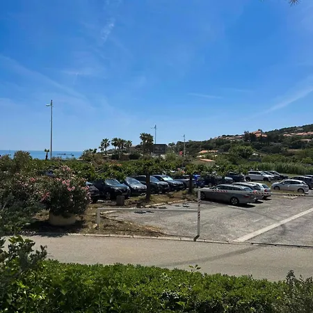 Azurea - Sea View Near And Pools *